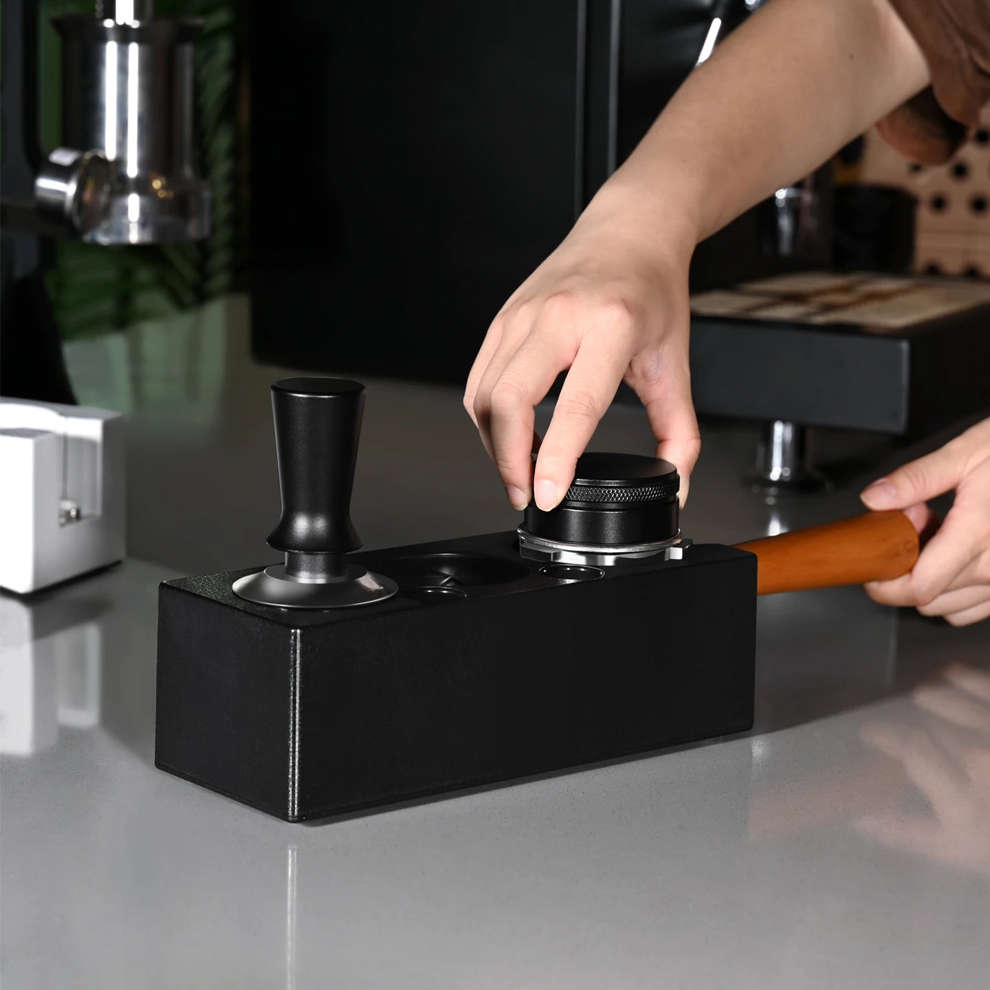 Coffee Tamping Station